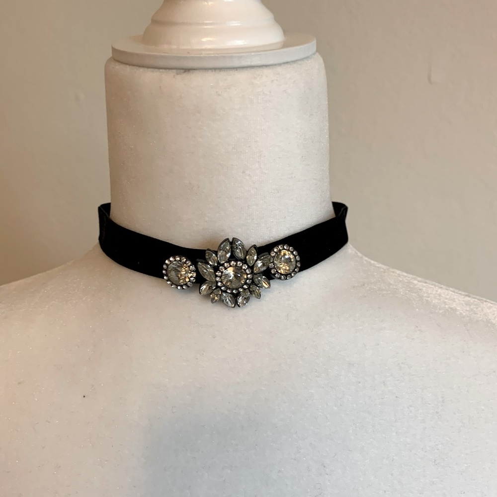 Charlotte Russe choker lot